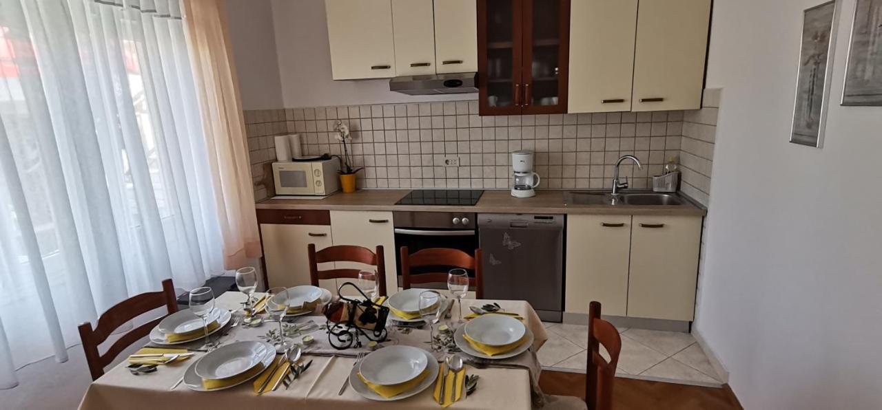 Apartman Bokula Novi Vinodolski Bagian luar foto