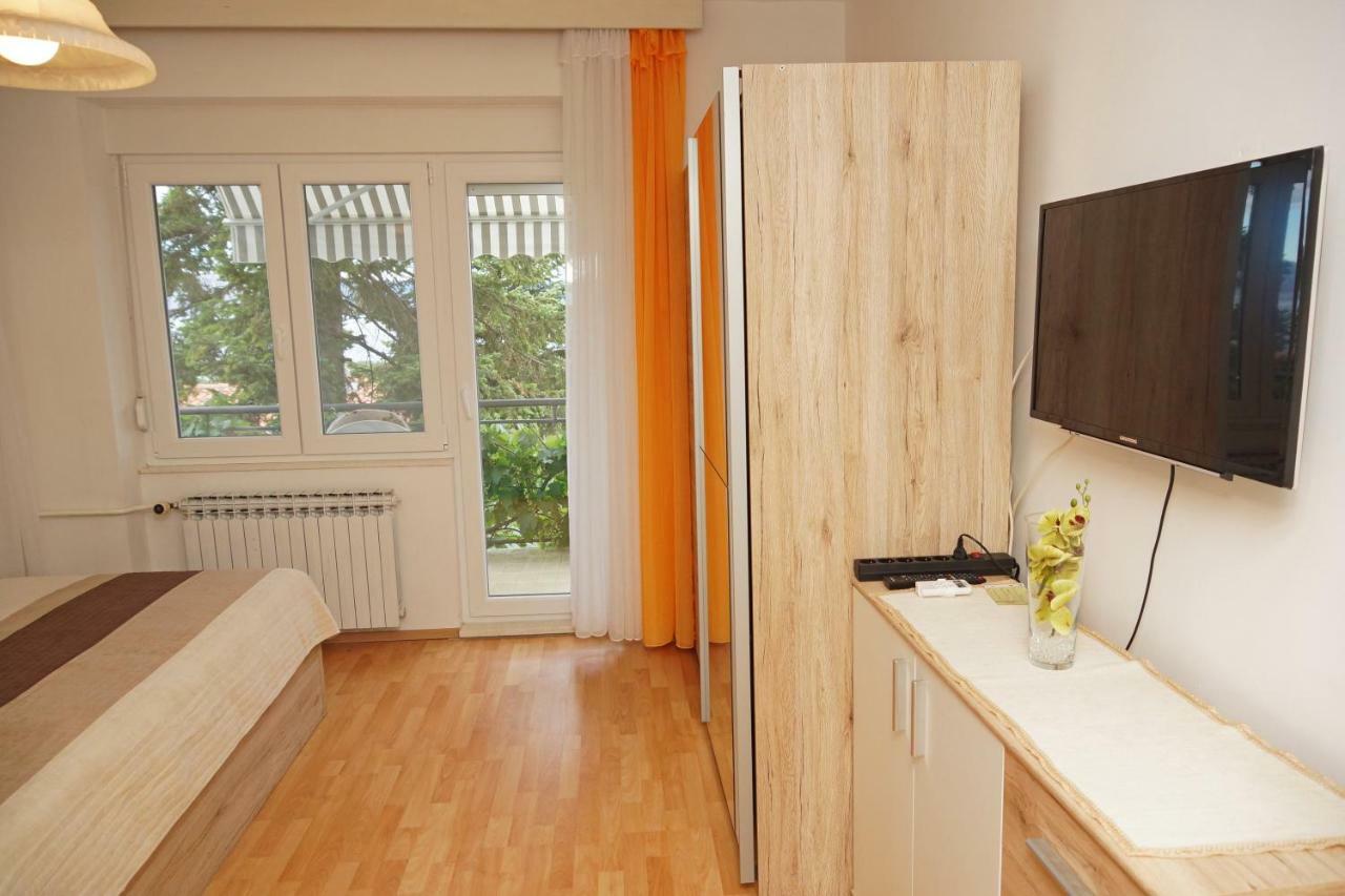 Apartman Bokula Novi Vinodolski Bagian luar foto